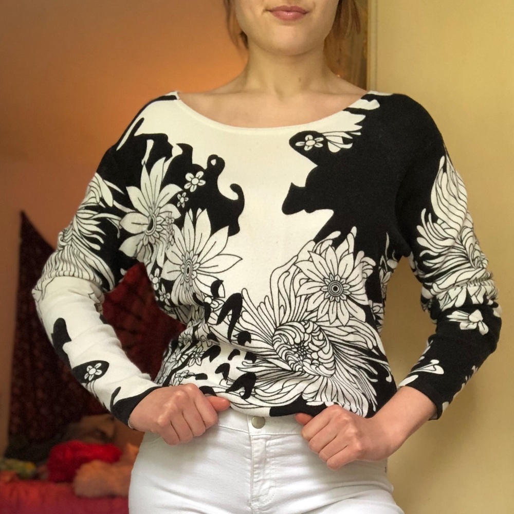 UNKNOWN Floral Top